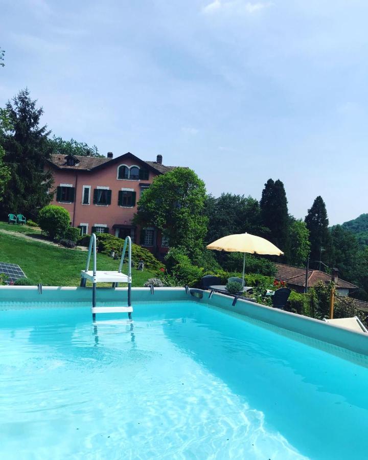Villa Le Vignole Ameno Exteriör bild